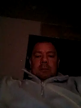 hugoboys4576 online show from 09-17-25, 04:58