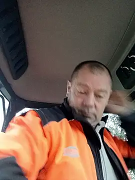 hugoboys4576 online show from 09-26-25, 06:50