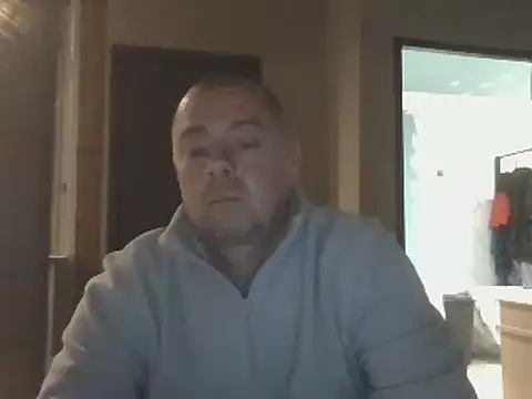 Snapshot of hugoboys4576 chatting on 11-03-25, 05:47 hugoboys4576 online show from 11-03-25, 05:47