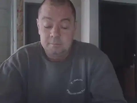 Snapshot of hugoboys4576 chatting on 11-28-25, 11:24 hugoboys4576 online show from 11-28-25, 11:24