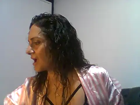 dulcefanny online show from 04-20-26, 10:40