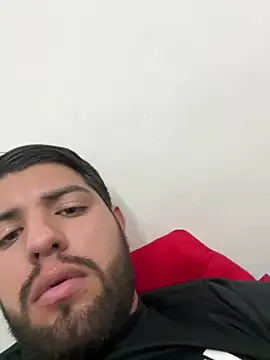 Snapshot of futsam653 chatting on 05-21-26, 06:53 futsam653 online show from 05-21-26, 06:53