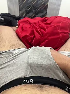 Snapshot of futsam653 chatting on 05-28-26, 10:07 futsam653 online show from 05-28-26, 10:07
