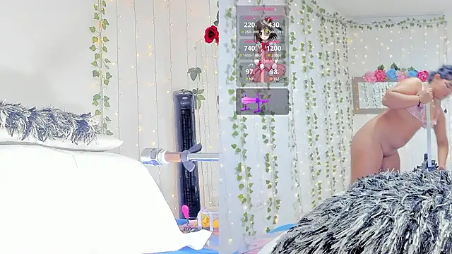 Ashley  Jones   online show from 02-17-26, 09:06