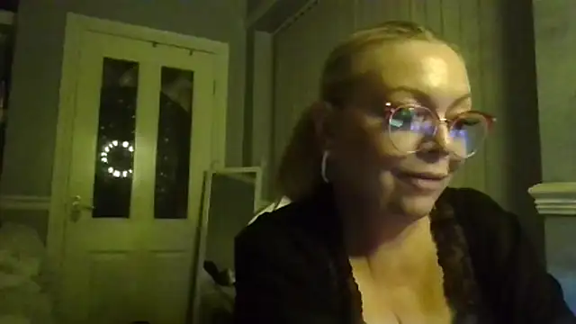 BonnyDesire online show from 02-17-26, 07:42