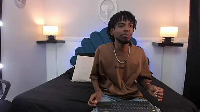 AllexJacob online show from 09-18-25, 01:35