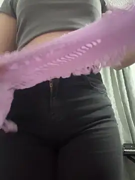 Snapshot of IamCatalina888 chatting on 11-02-25, 02:25 IamCatalina888 online show from 11-02-25, 02:25