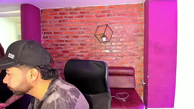 Hot Threesomee online show from 09-27-25, 01:27