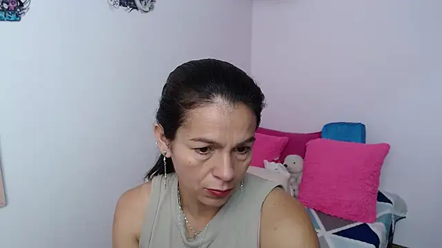 camilavargas  online show from 02-07-26, 01:04