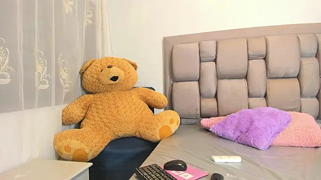 Beauty Luci online show from 10-18-25, 09:54