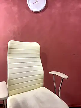 Ssusann Pink online show from 10-12-25, 01:59