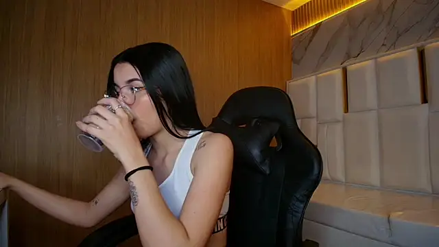 sophiadoll tf online show from 10-10-25, 01:32