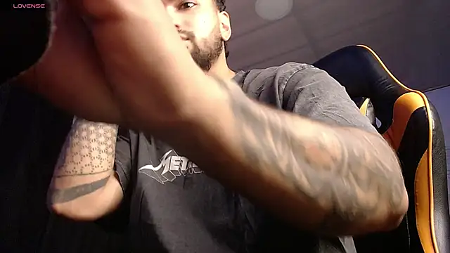 Snapshot of Chrys_harris77 chatting on 09-29-25, 10:25 Chrys harris77 online show from 09-29-25, 10:25