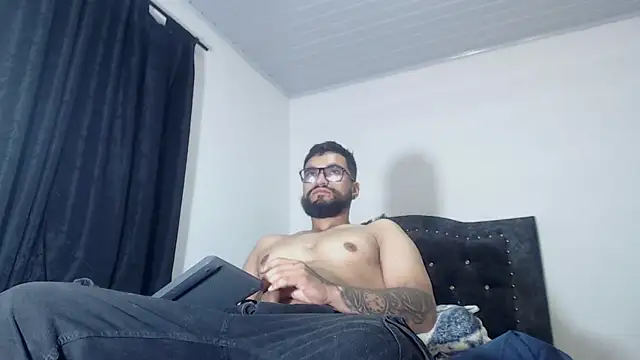 Chrys harris77 online show from 03-09-26, 01:09