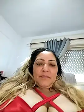 Lunita86 online show from 11-05-25, 02:28