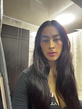 Snapshot of LawGoldman chatting on 10-31-25, 12:11 LawGoldman online show from 10-31-25, 12:11