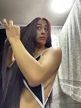 Snapshot of LawGoldman chatting on 11-04-25, 09:47 LawGoldman online show from 11-04-25, 09:47