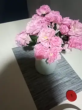 Snapshot of jenpaoo6- chatting on 09-26-25, 10:14 jenpaoo6- online show from 09-26-25, 10:14