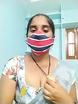 Snapshot of Mahaitha chatting on 10-07-25, 06:43 Mahaitha online show from 10-07-25, 06:43