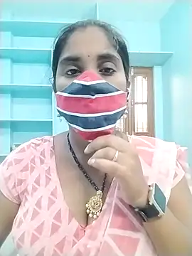 Snapshot of Mahaitha chatting on 10-10-25, 11:09 Mahaitha online show from 10-10-25, 11:09