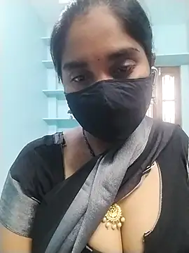 Snapshot of Mahaitha chatting on 10-16-25, 09:32 Mahaitha online show from 10-16-25, 09:32