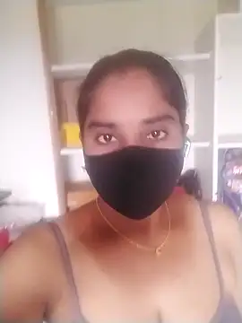 Snapshot of Mahaitha chatting on 10-20-25, 06:14 Mahaitha online show from 10-20-25, 06:14