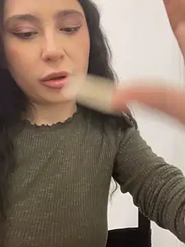 Snapshot of Valerie_Ohara chatting on 10-04-25, 04:54 Valerie Ohara online show from 10-04-25, 04:54