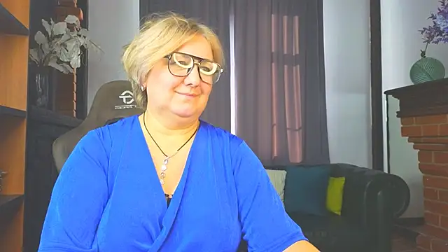 Marta Wils online show from 10-31-25, 06:47