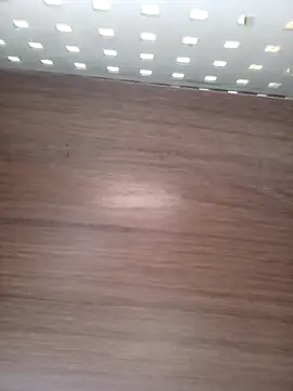 ValeriaLove43211 online show from 03-12-26, 12:22