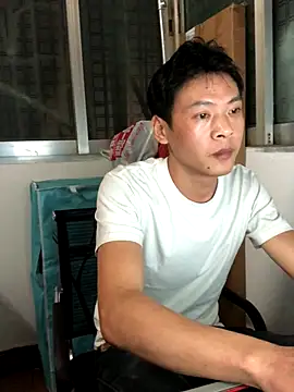 Snapshot of pualldu chatting on 11-16-25, 02:55 pualldu online show from 11-16-25, 02:55