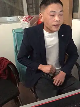 Snapshot of pualldu chatting on 11-30-25, 01:48 pualldu online show from 11-30-25, 01:48