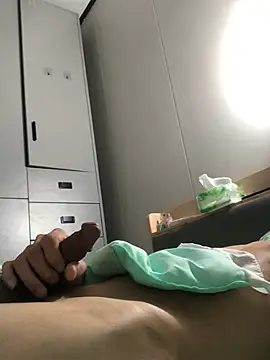 pualldu online show from 04-27-26, 02:20