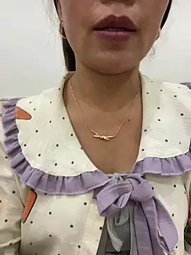 Milky-milk online show from 04-22-26, 02:51