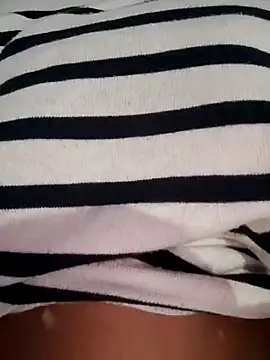 sweet simmi online show from 11-05-25, 01:38