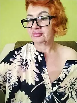 Snapshot of Alissa55552111 chatting on 06-06-26, 05:39 Alissa55552111 online show from 06-06-26, 05:39
