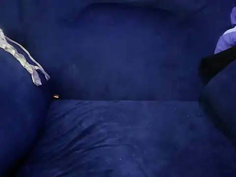 Snapshot of Lina500 chatting on 09-29-25, 08:24 Lina500 online show from 09-29-25, 08:24