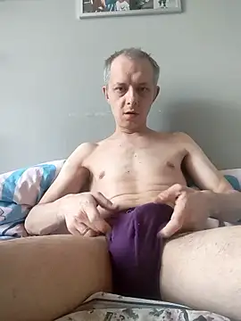 szajbusek41 online show from 01-09-26, 09:34