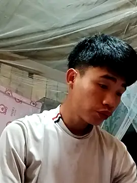 Nhyy xx online show from 04-17-26, 06:16