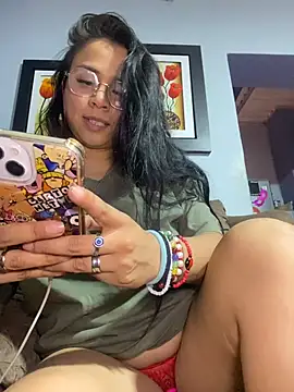 Snapshot of Rouus14 chatting on 11-08-25, 09:09 Rouus14 online show from 11-08-25, 09:09