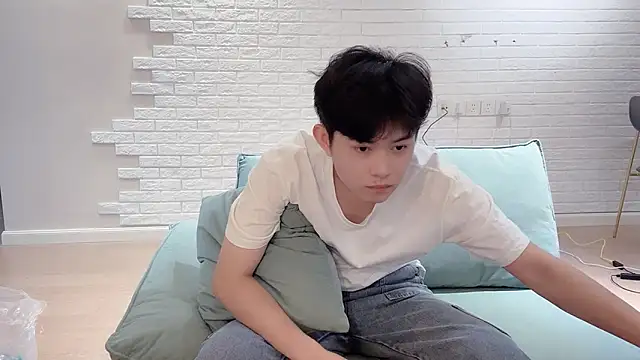 xlong00099 online show from 09-19-25, 07:43