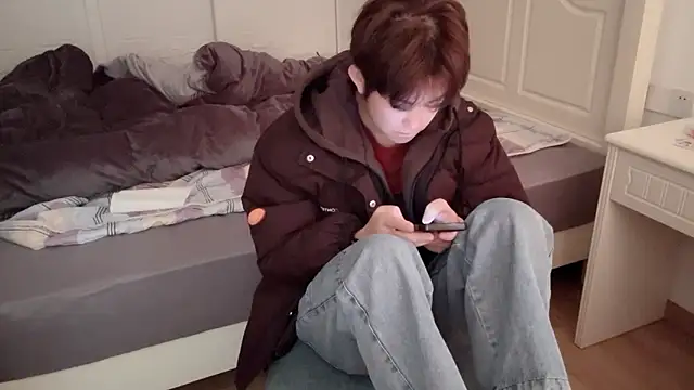 xlong00099 online show from 12-02-25, 07:14