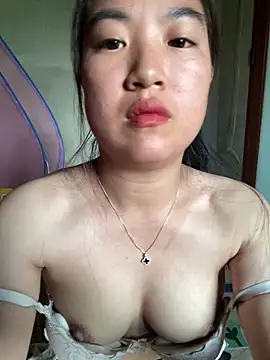 Snapshot of Lina-sexyy chatting on 09-19-25, 03:08 Lina-sexyy online show from 09-19-25, 03:08