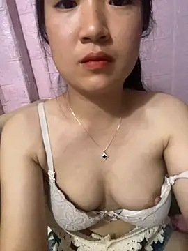 Snapshot of Lina-sexyy chatting on 09-19-25, 03:13 Lina-sexyy online show from 09-19-25, 03:13