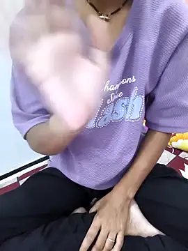 Snapshot of sassyishhu76 chatting on 10-17-25, 05:43 sassyishhu76 online show from 10-17-25, 05:43