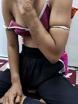 Snapshot of sassyishhu76 chatting on 10-25-25, 05:04 sassyishhu76 online show from 10-25-25, 05:04