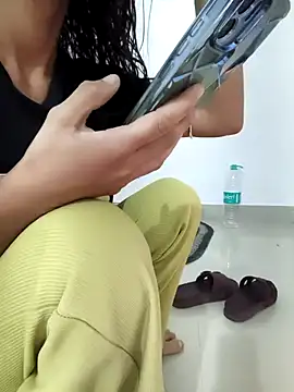 sassyishhu76 online show from 02-21-26, 01:45