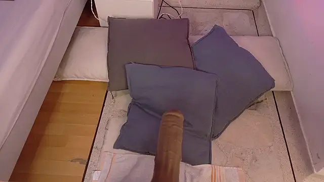 KeendraFox  online show from 11-12-25, 10:26