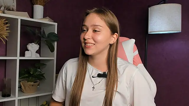 Snapshot of AnastaciaDeats chatting on 09-22-25, 01:35 AnastaciaDeats online show from 09-22-25, 01:35