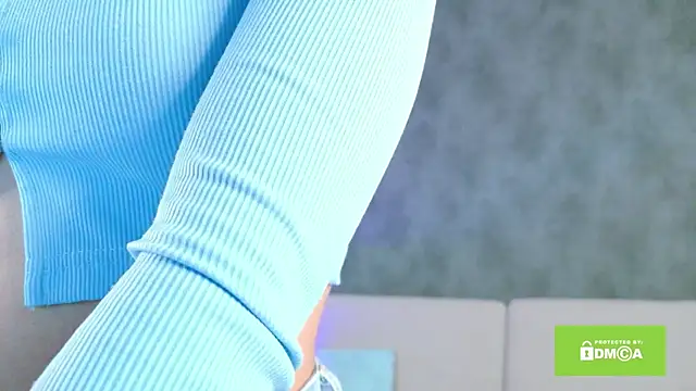 OnlyForYou  online show from 04-29-26, 03:32