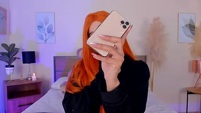 Snapshot of SofiaClarkson chatting on 12-02-25, 12:54 SofiaClarkson online show from 12-02-25, 12:54